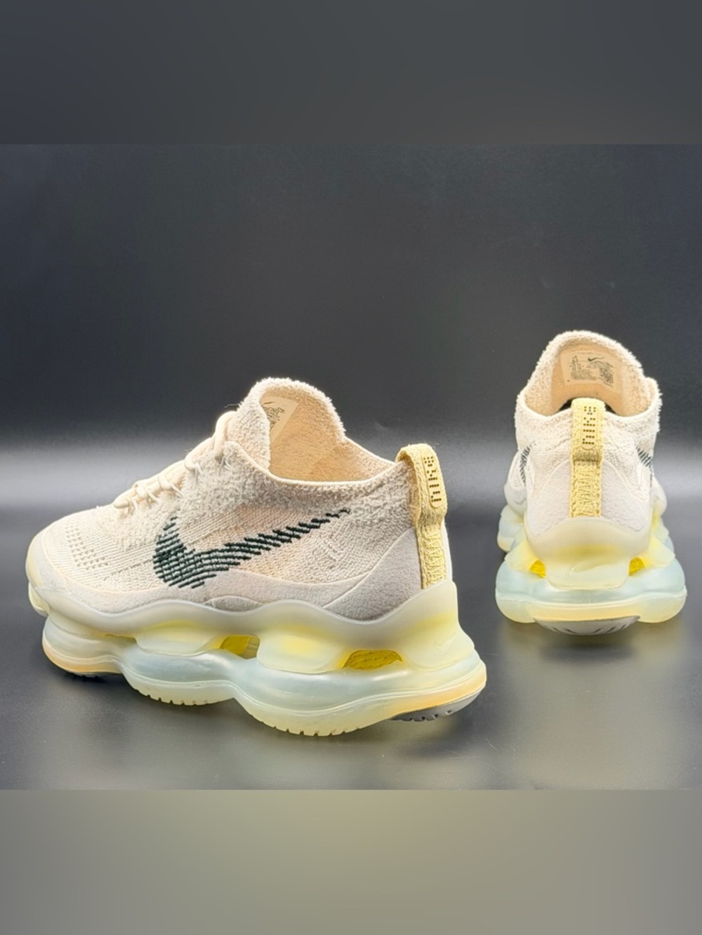 Nike Wmns Air Max Scorpion Flyknit 'Lemon Wash' - Picture 10 of 10